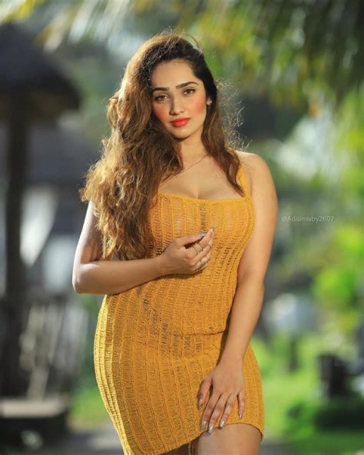 Aditi Mistry Nipple Slip: The Full Story Behind the Viral Moment