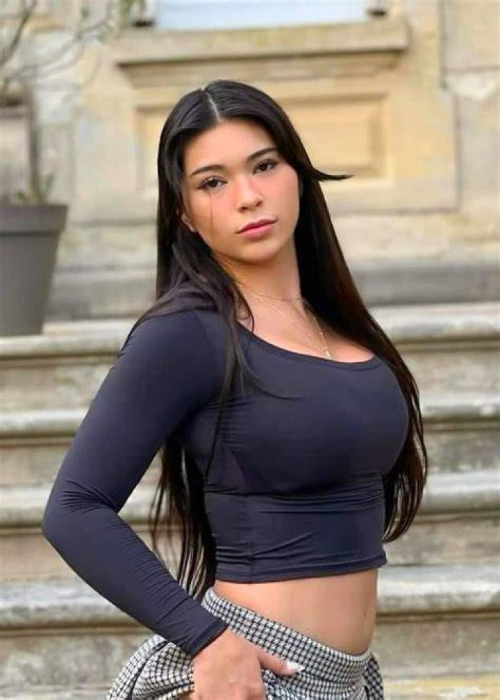 Aishah Sofey OnlyFans: The Rising Star Shining Bright