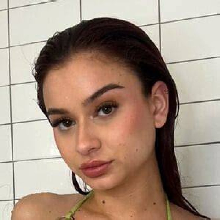 Andie Elle Leaked Photos: Understanding the Controversy and Its Implications