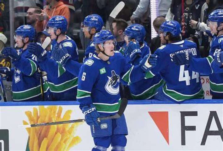 Canucks, Boeser Get Massive Dose of Positivity at Key Time: 'A Building Block'