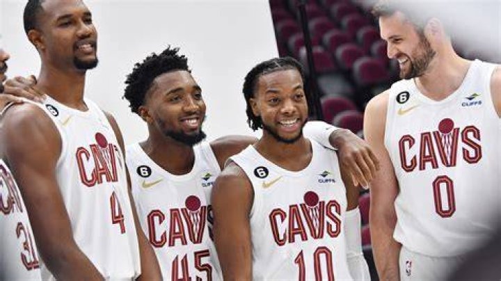 Cavaliers: The Ultimate Guide to the Team That's Taking the NBA by Storm
