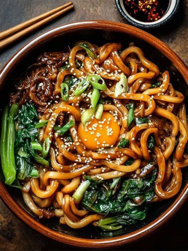 Custom Udon: A Flavorful Journey into Personalized Noodle Bliss