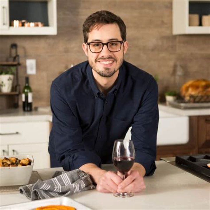Dan Souza Husband: The Man Behind the Lens and Beyond
