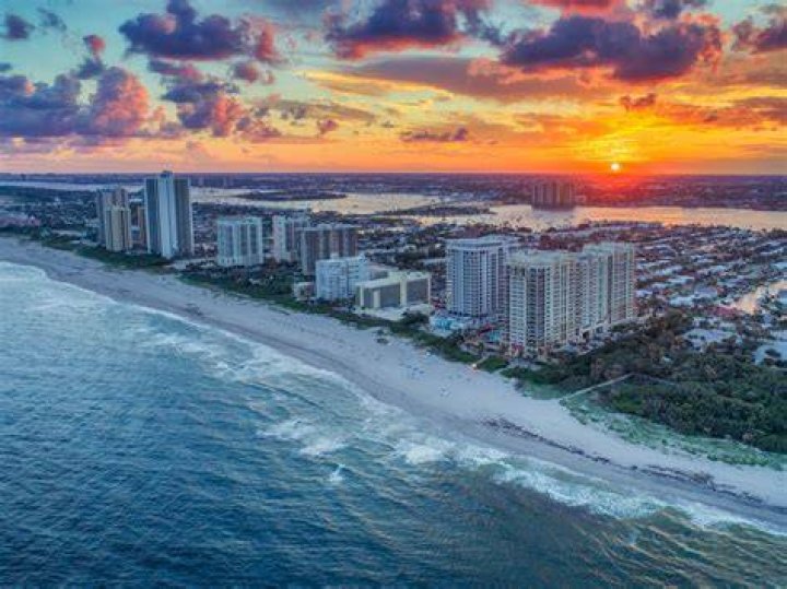 Discover the Best Singer Island Hotel for Your Dream Vacation