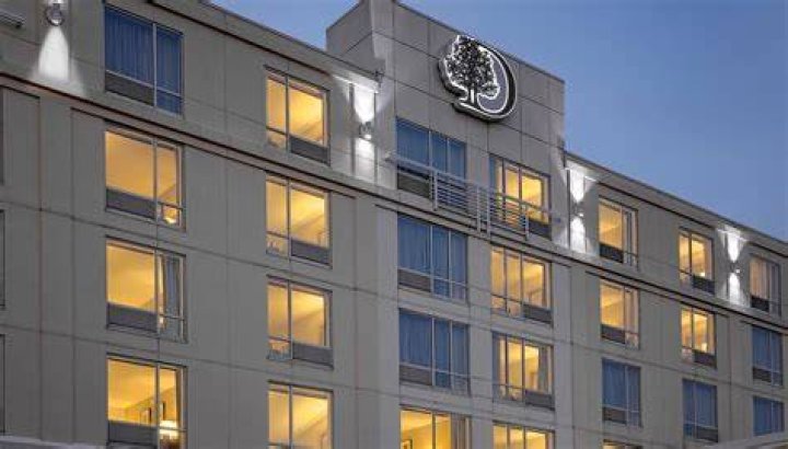 Discover the Ultimate Stay at DoubleTree Club by Hilton Boston Bayside