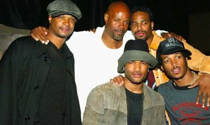Dwayne Wayans: The Hilarious Journey of a Legendary Comedian