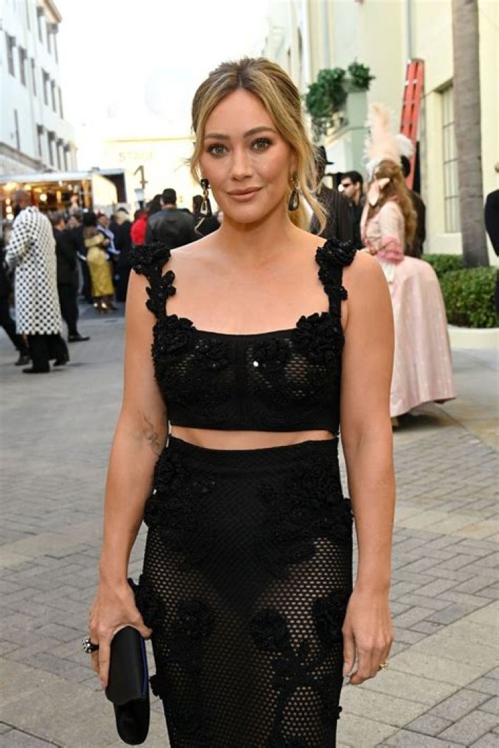 Hilary Duff Crash World: A Comprehensive Look into the Star's Journey and Legacy