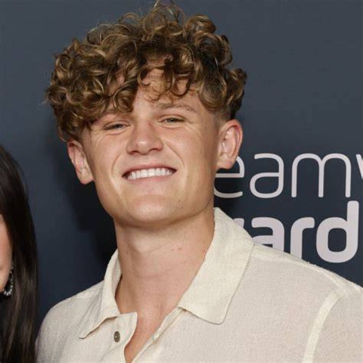 How Tall Is Ryan Trahan? Unveiling the Height and More About the TikTok Sensation