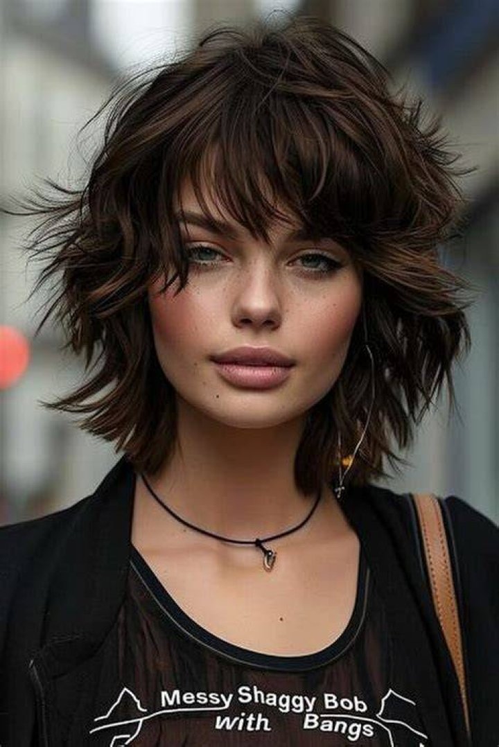 How to Master the DIY Haggy Bob: A Complete Guide to Effortless Style