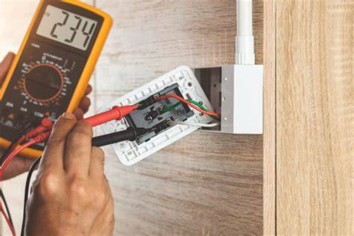 How to Test Live Wire with a Multimeter: A Comprehensive Guide