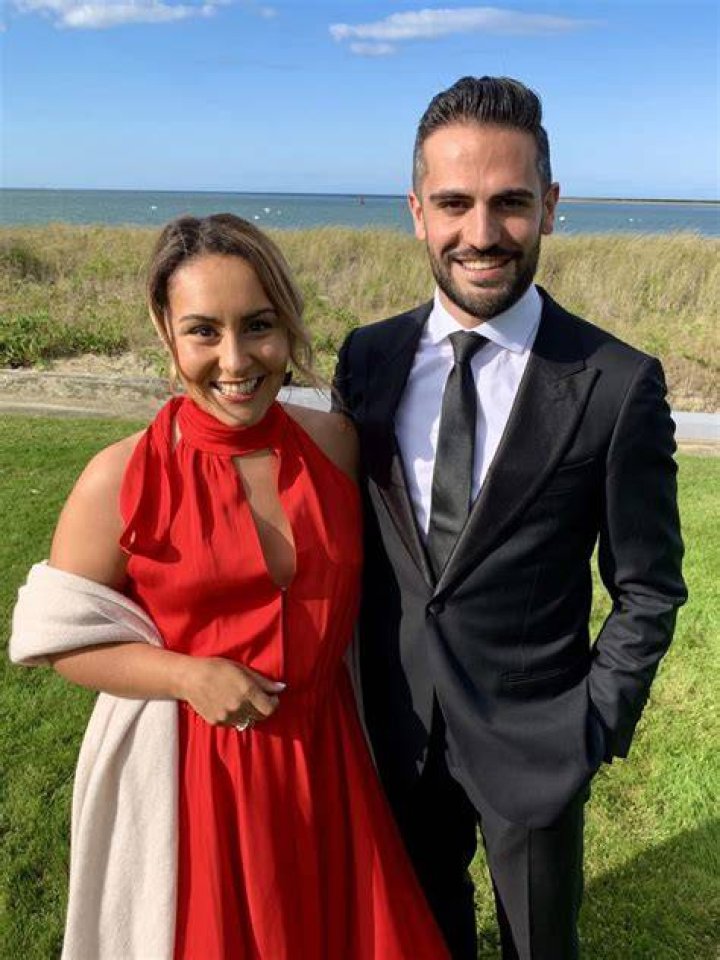 Is Ali Vitali Married? Unveiling the Love Life of This Talented Anchor
