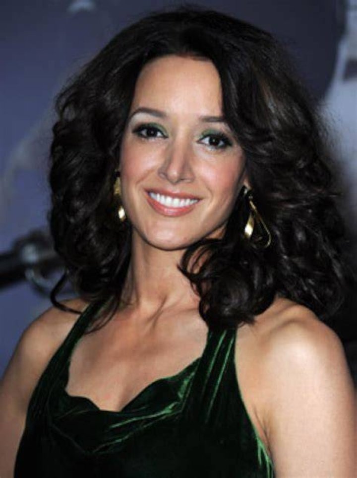 Jennifer Beals: The Iconic Star of Stage and Screen
