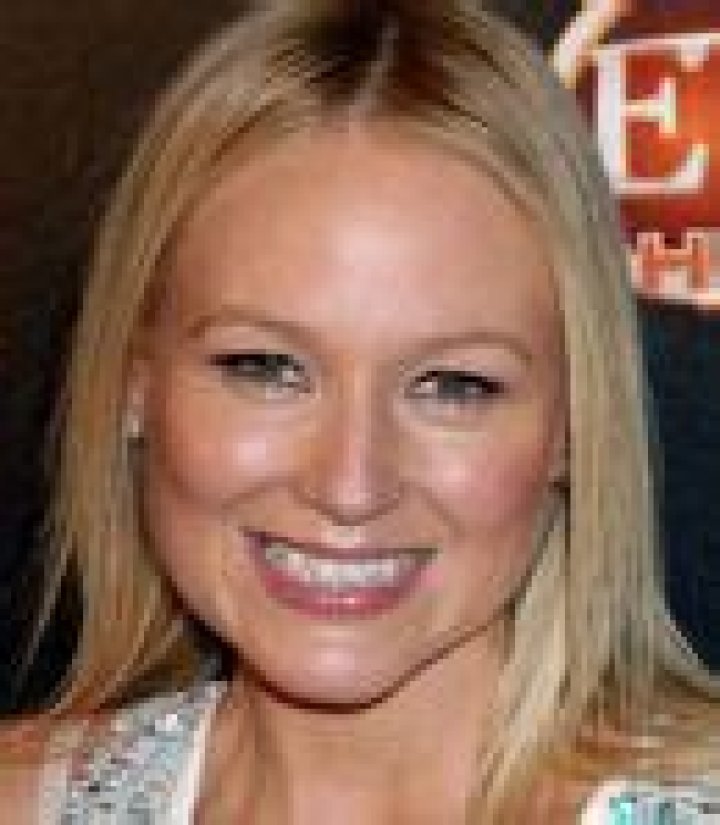 Jewel Kilcher: The Voice That Resonates with Millions
