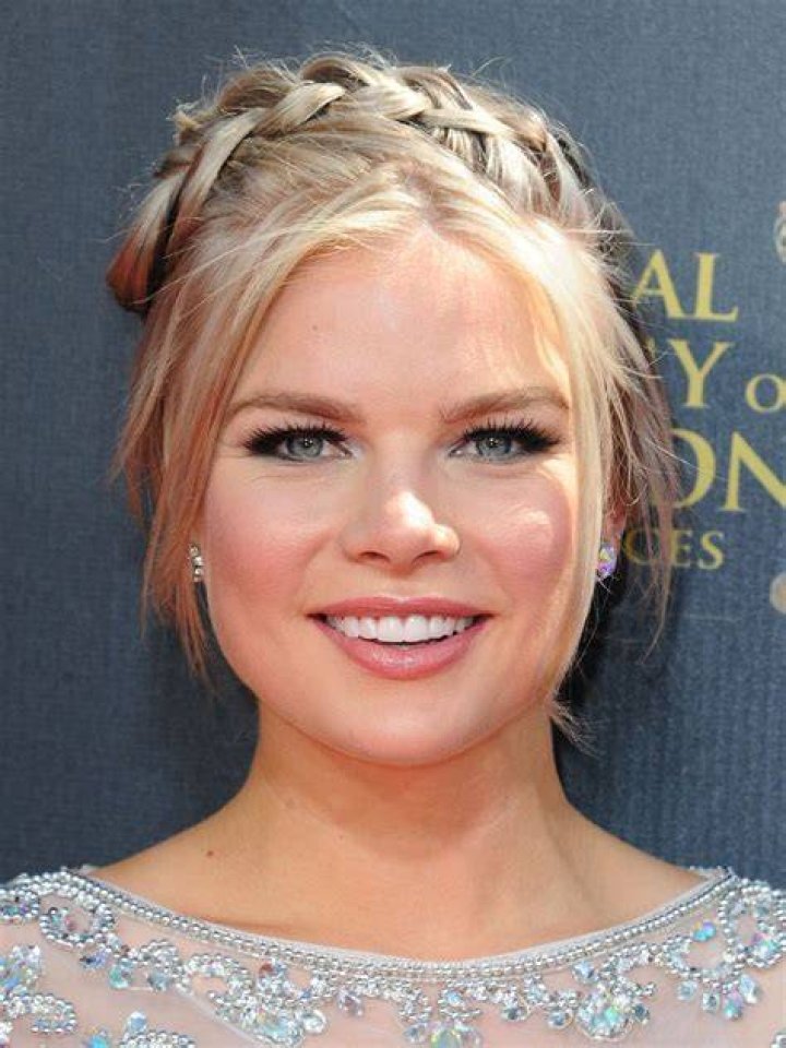 Kelli Goss: The Rising Star in the Music and Acting World