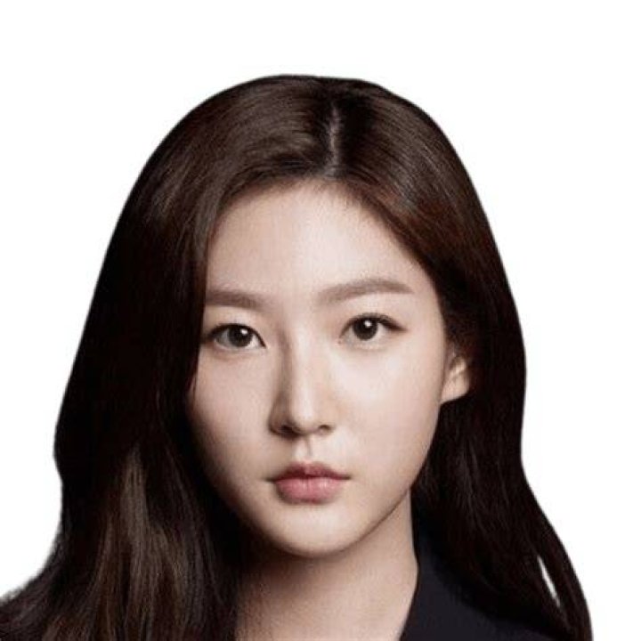 Lacy Kim: The Rising Star Redefining Beauty and Talent