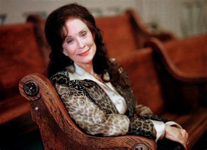Loretta Lynn: The Coal Miner's Daughter Who Became a Country Music Legend