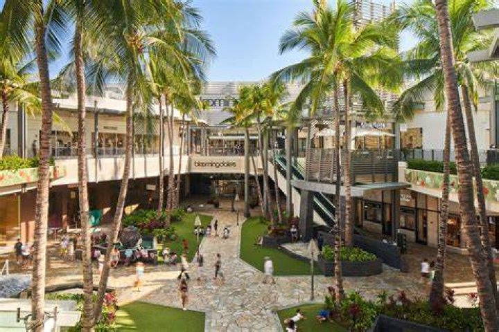 Macy's Ala Moana Hours: A Comprehensive Guide to Shopping at Hawaii's Premier Destination