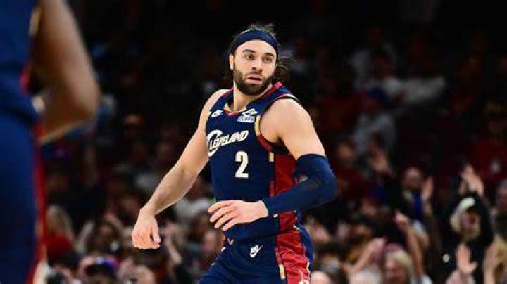 Max Strus Lights Up the Scoreboard: Leading Cavaliers with 24 Points in a Tough Loss to Clippers on March 18, 2025