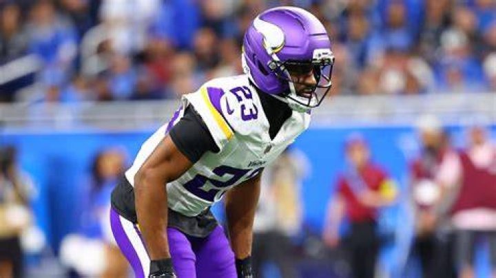 NFL News Roundup: Vikings Signing Former First-Round CB Jeff Okudah