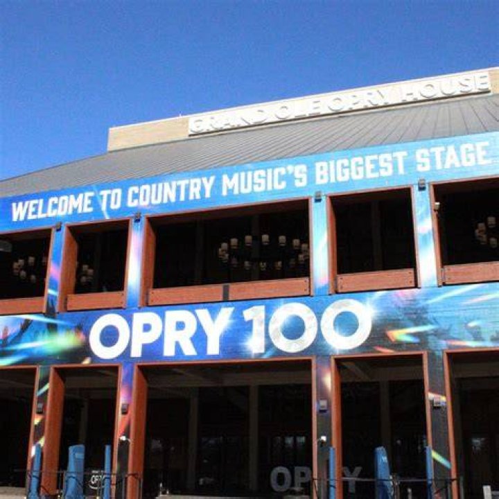 Opry 100: Celebratin' the Grand Ole Opry's Century of Country Music Magic