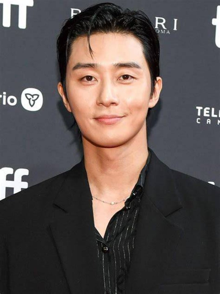 Park Seo Joon: Is He Married or Not? Discover the Truth Behind His Relationship Status