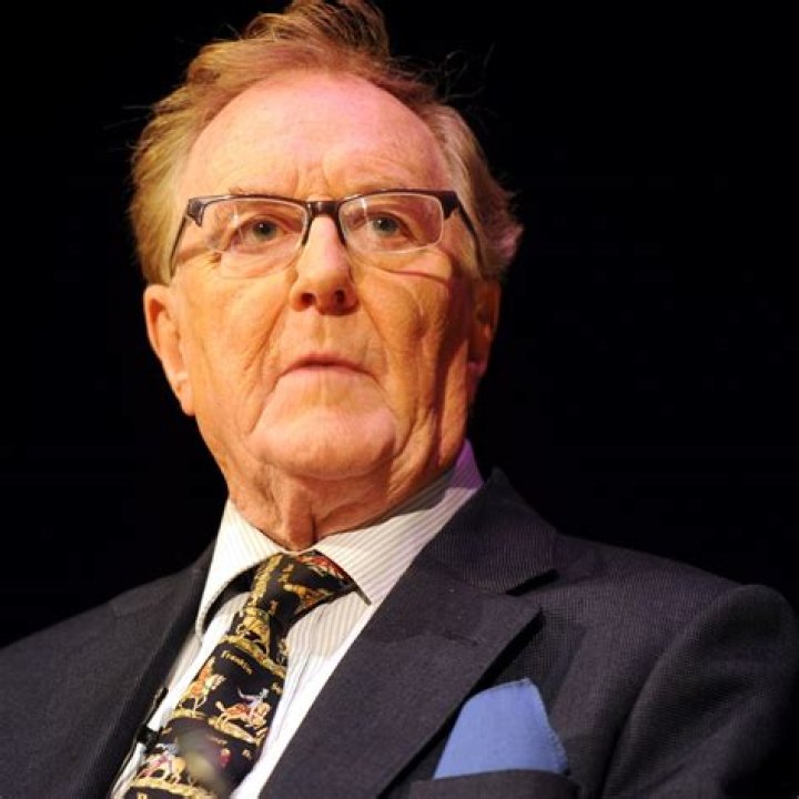 Robert Hardy: A Comprehensive Exploration of the Iconic Actor's Life and Career