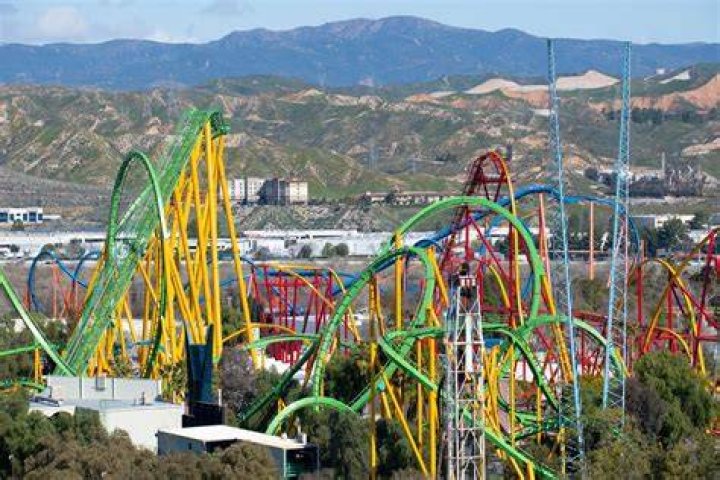 Six Flags Magic Mountain Operating Hours: A Comprehensive Guide for Thrill Seekers