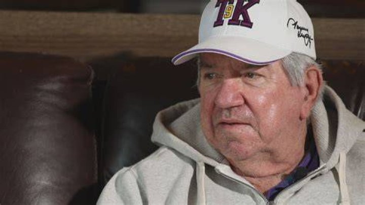 Tommy Kramer Net Worth: A Closer Look at the NFL Legend's Wealth Journey