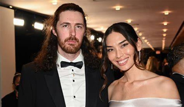 Who is the Wife of Andrew Hozier-Byrne? Discovering the Life and Love of the Irish Singer-Songwriter